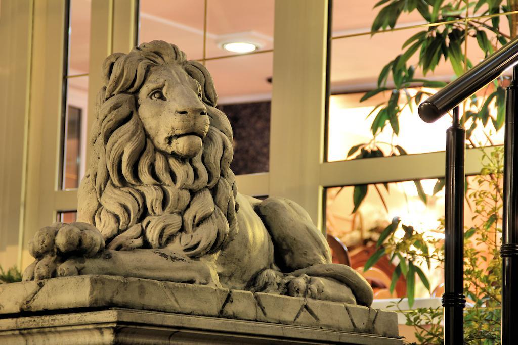 Hotel Vila Tina Ζάγκρεμπ Εξωτερικό φωτογραφία