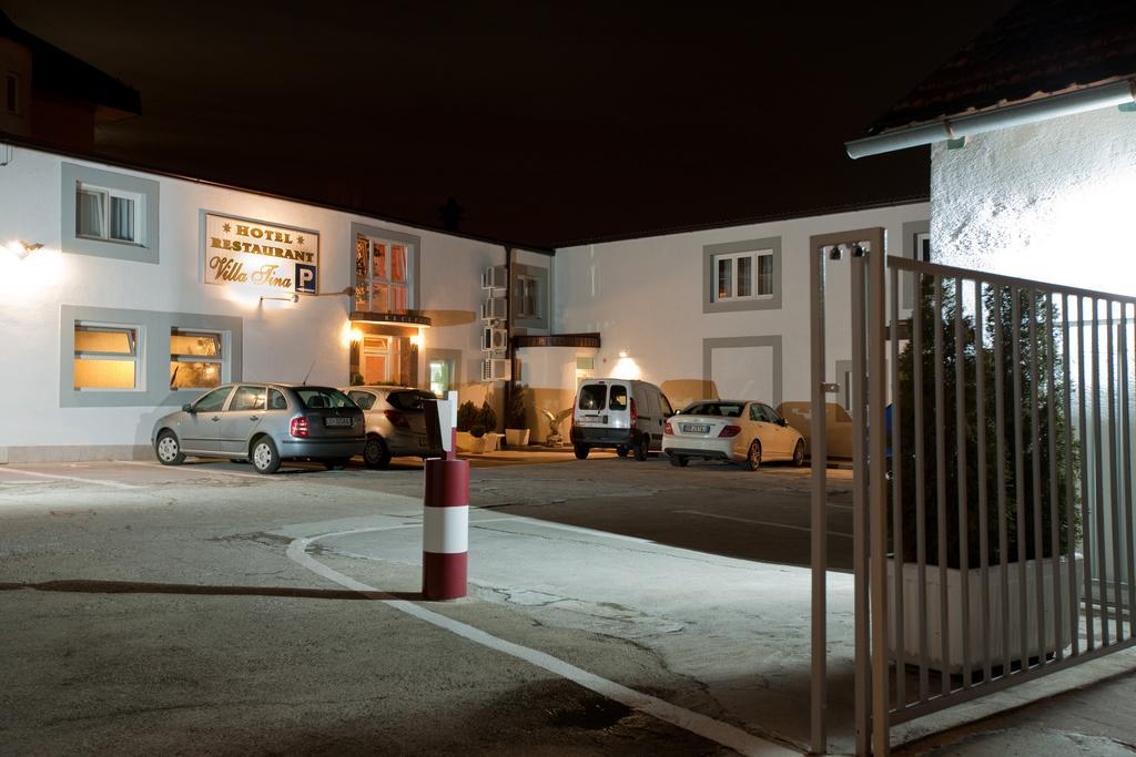 Hotel Vila Tina Ζάγκρεμπ Εξωτερικό φωτογραφία