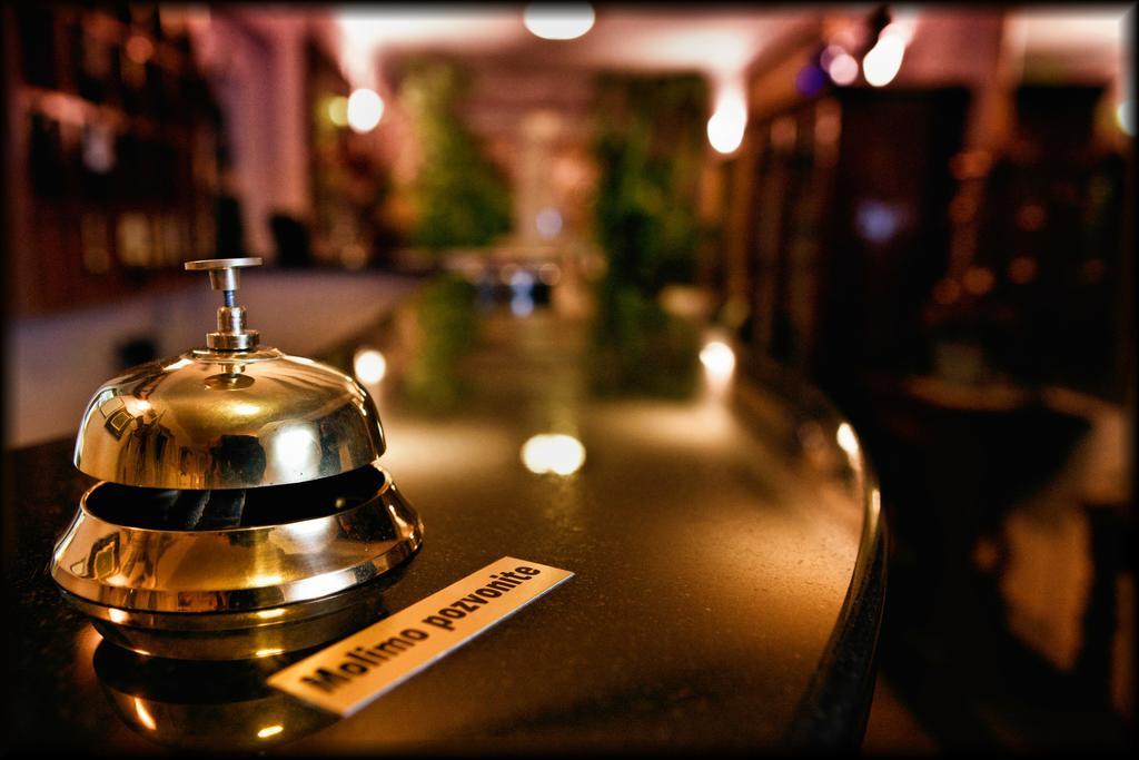 Hotel Vila Tina Ζάγκρεμπ Εξωτερικό φωτογραφία