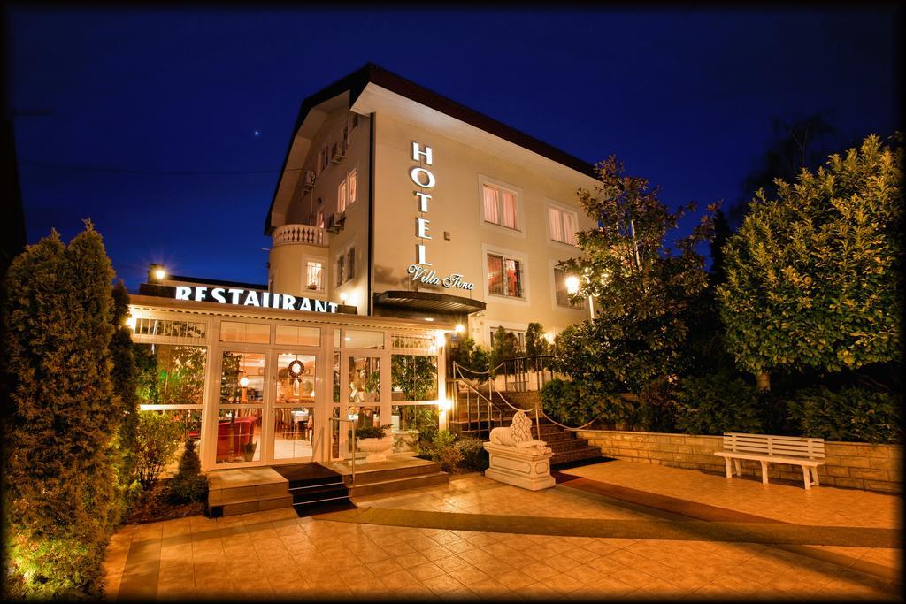 Hotel Vila Tina Ζάγκρεμπ Εξωτερικό φωτογραφία