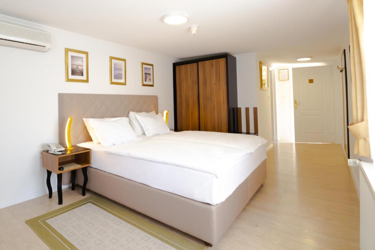 Hotel Vila Tina Ζάγκρεμπ Εξωτερικό φωτογραφία